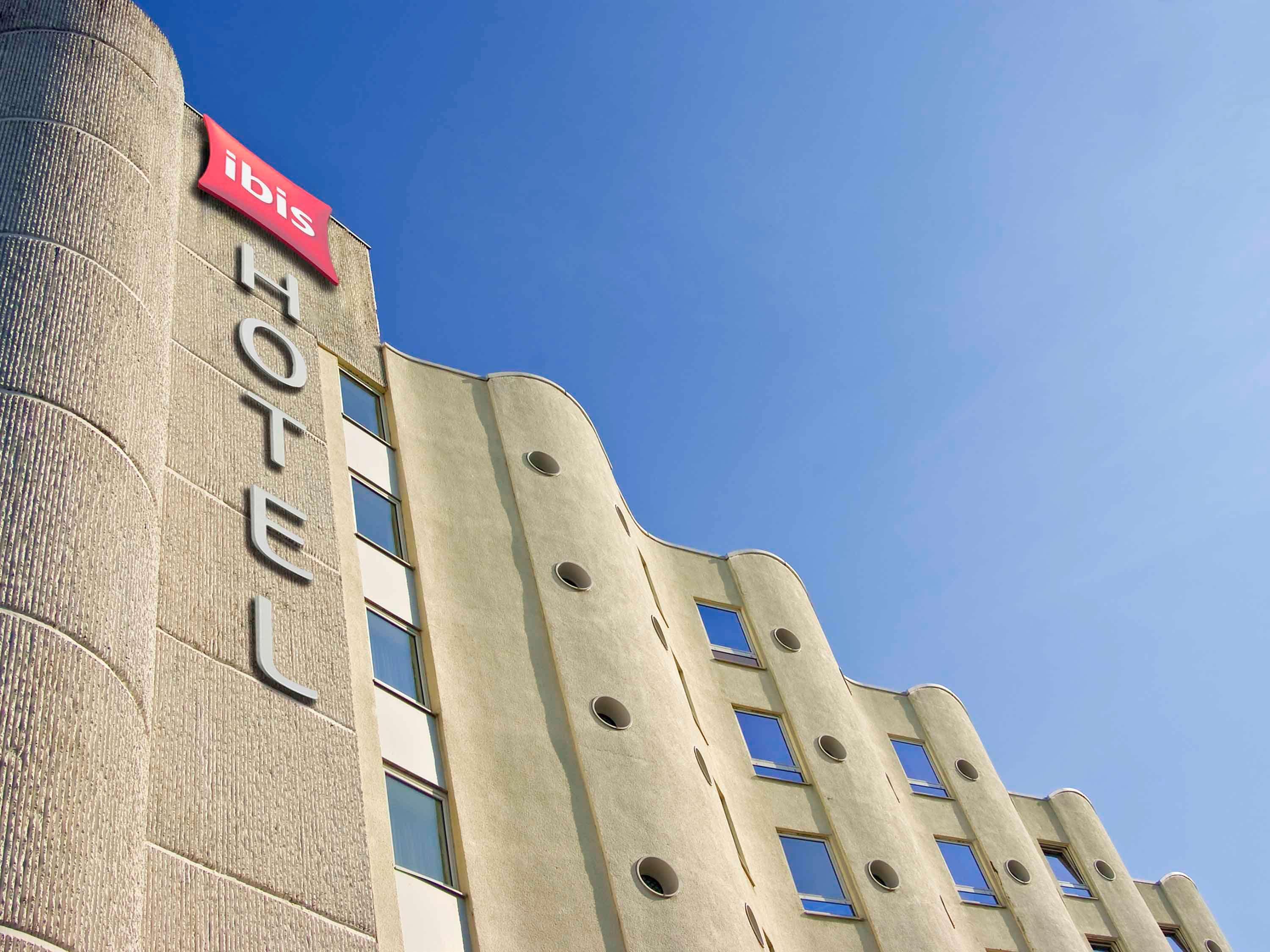 ไอบิส เอสเซิน เฮาพท์บานโฮฟ Hotel เอสเซน ภายนอก รูปภาพ
