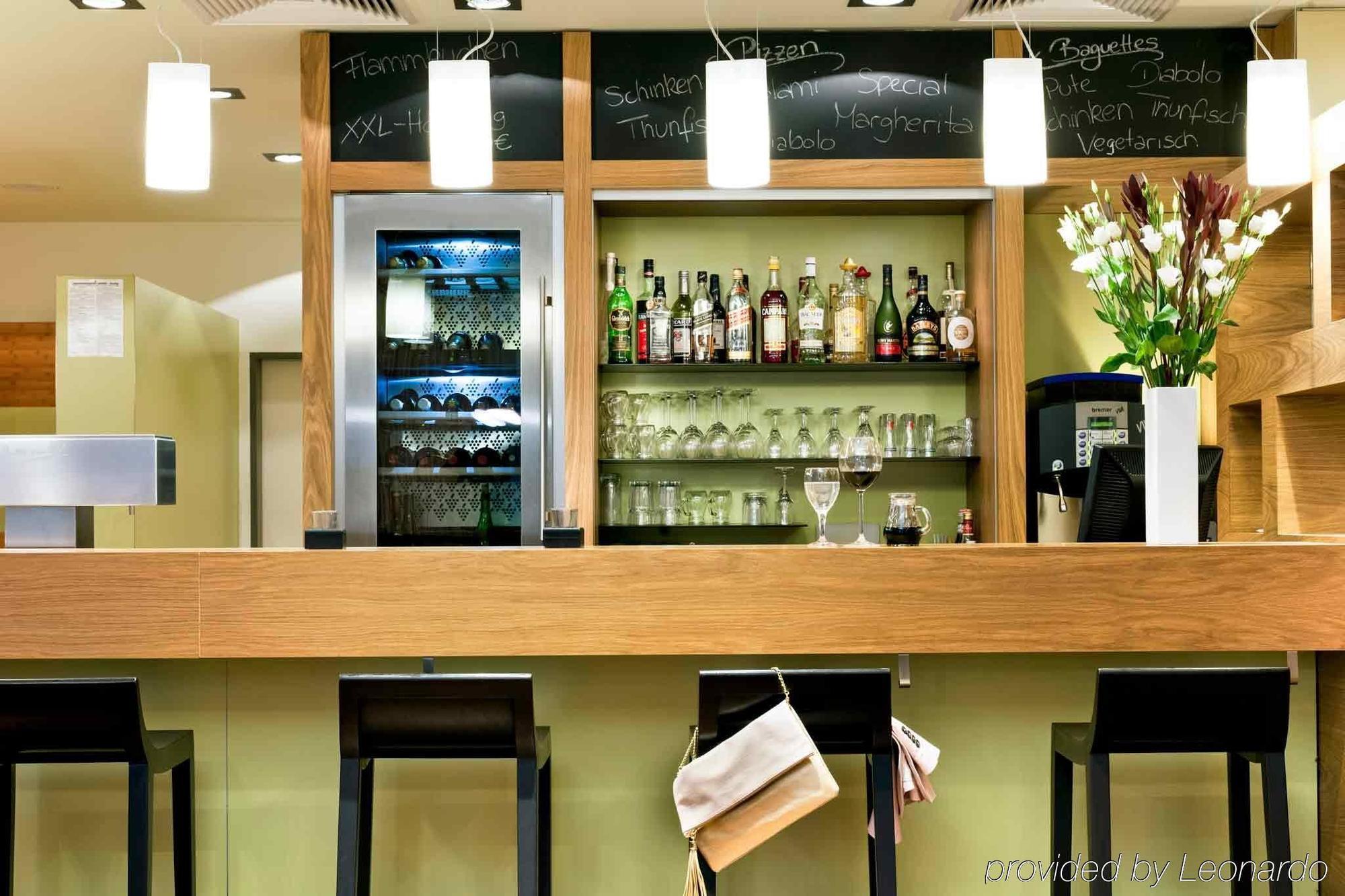 ไอบิส เอสเซิน เฮาพท์บานโฮฟ Hotel เอสเซน ภายนอก รูปภาพ